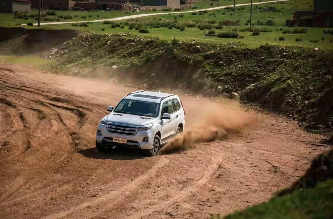非承载式车身,还配同级最强三把锁,堪称"中国越野市场的标杆"